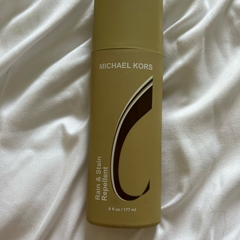 Michael Kors Bags, Wallet and Rain & Stain Repellent - Picture 4 of 6
